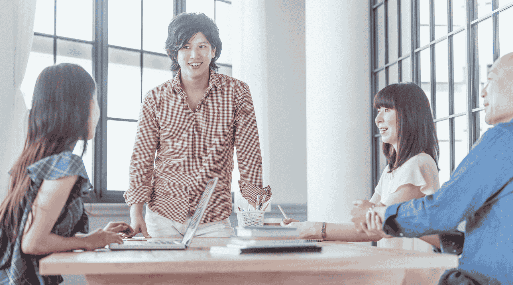 ビジネスミーティングの様子